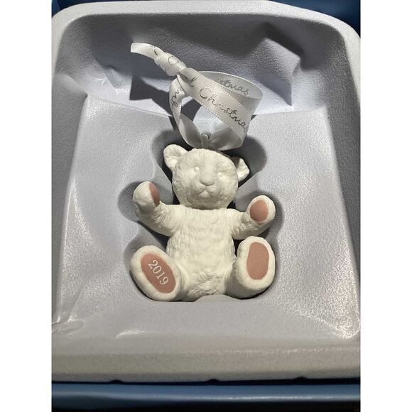 Wedgwood 2019 Baby’s First Christmas - Picture 2 of 3